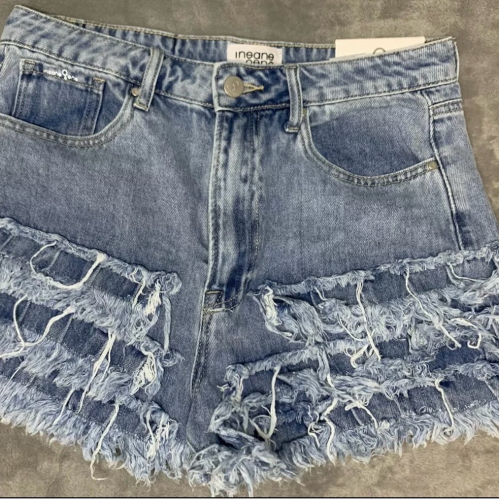 High waist Distressed ruffle Denim Shorts Medium